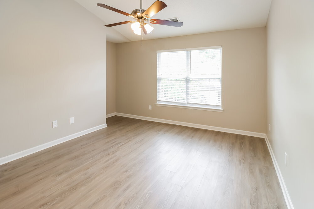 Building Photo - 120 Lossie Ln