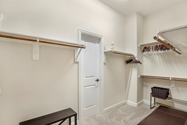 Building Photo - 6703 Honeycrest Lane