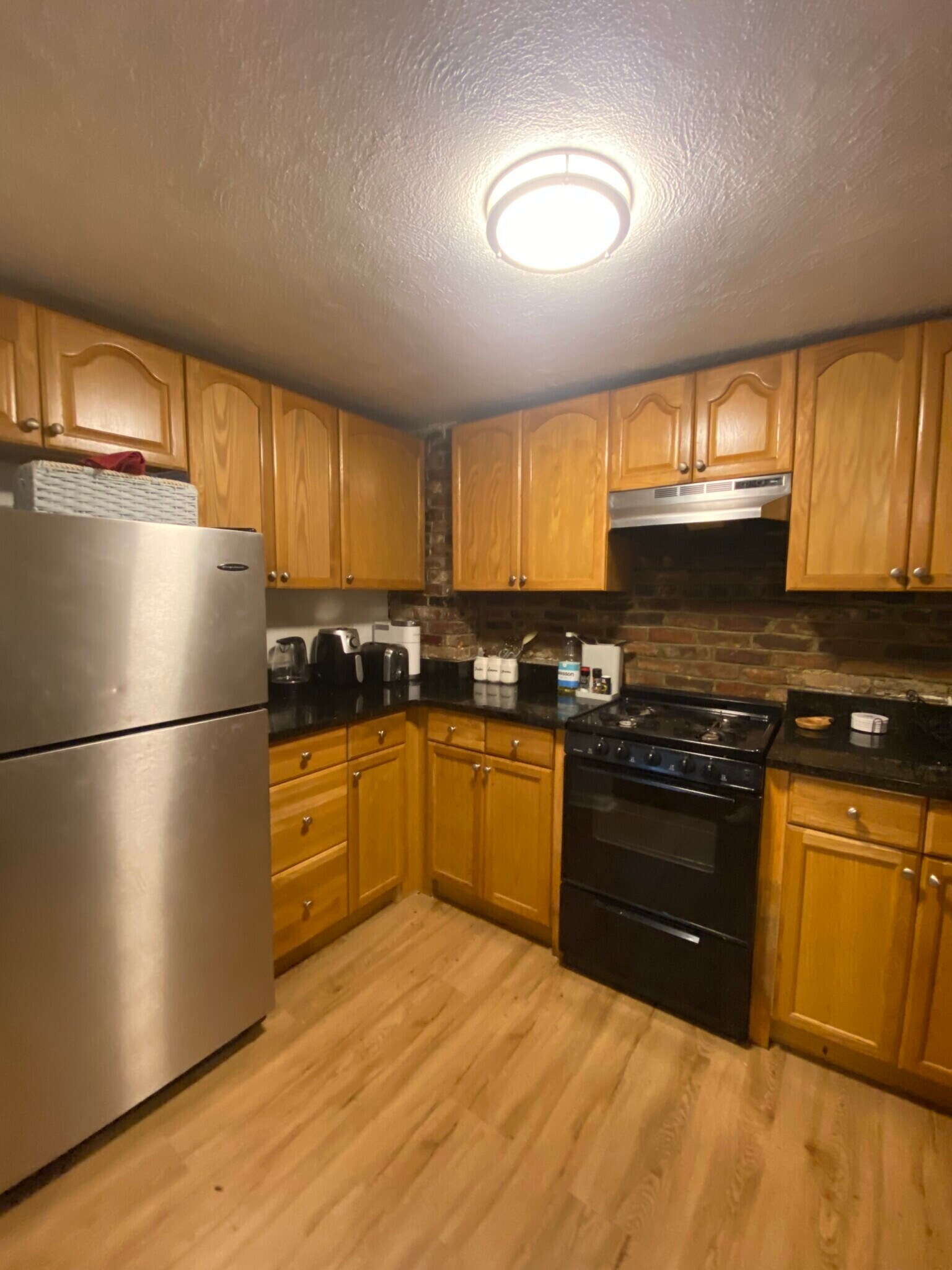 Building Photo - 145 Endicott St