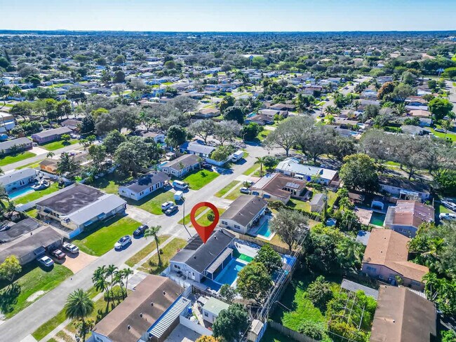 Building Photo - 7001 Coolidge St