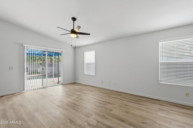 Building Photo - 8811 N 5th St