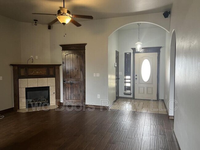 Building Photo - 10721 SW 31st Ct
