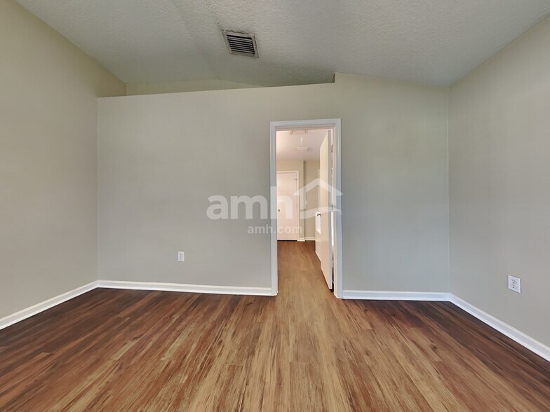 Building Photo - 5801 War Admiral Dr