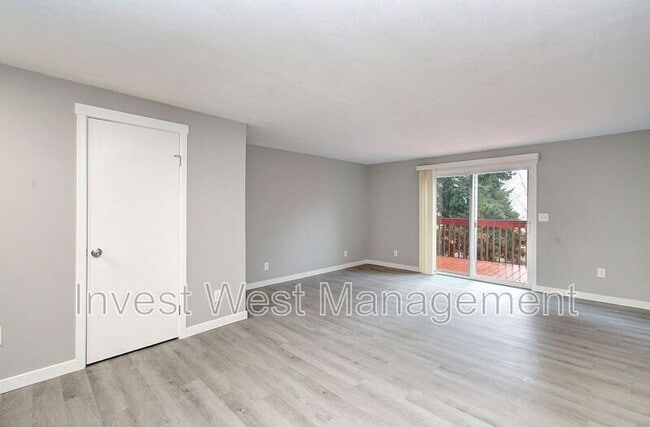 Building Photo - 224 NW 12th Ave