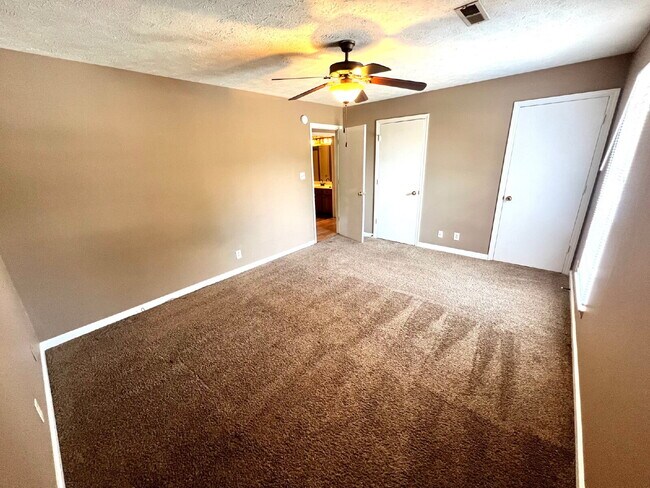 Building Photo - 277 A DUNBAR CAVE ROAD