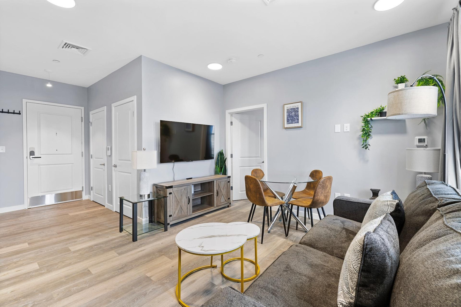 Building Photo - 95 Broadway-SI ID1240392P