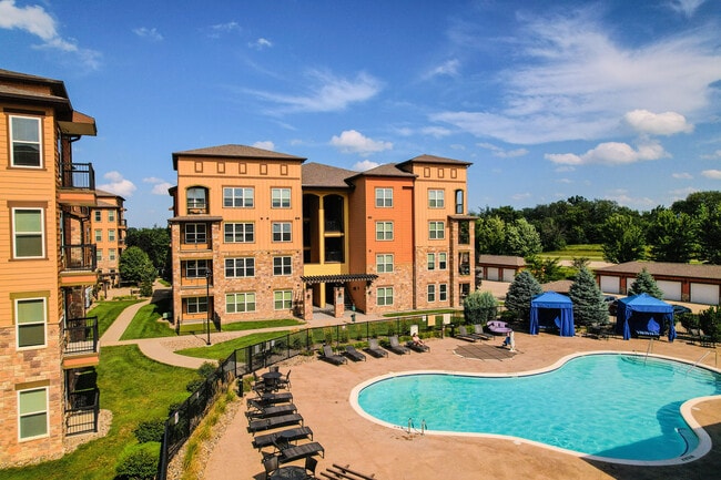 Building Photo - Watermark at Jordan Creek