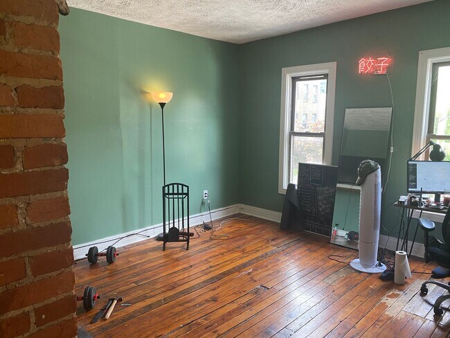 Building Photo - 414 N. Euclid Avenue