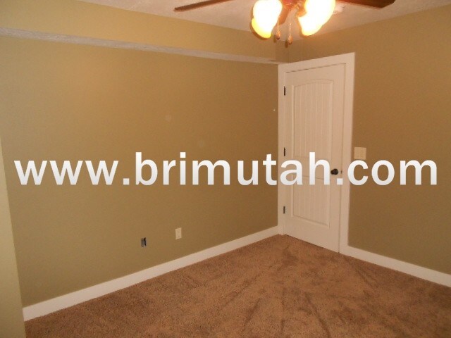 Building Photo - 1341 Kensington Ave