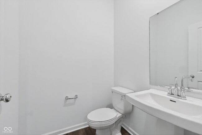 Building Photo - 15988 Tharp Wds Dr