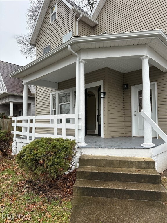 Building Photo - 132 North NE Ave