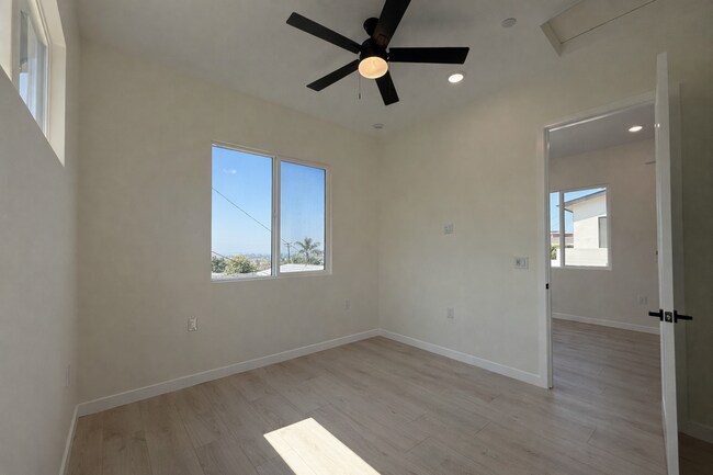 Building Photo - 5531 Olvera Ave