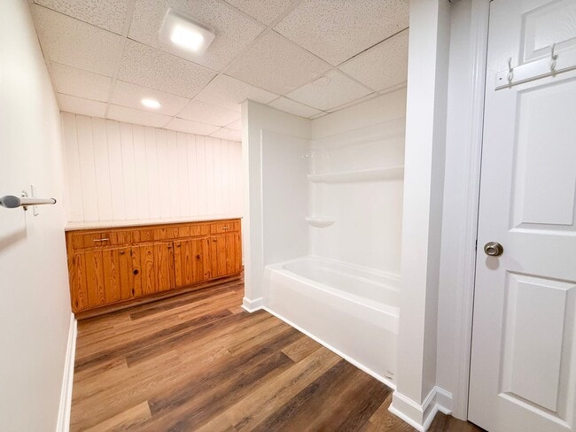 Building Photo - Private 5-Bedroom Dream Home with Creek, Pond & 3 Levels of Living Space