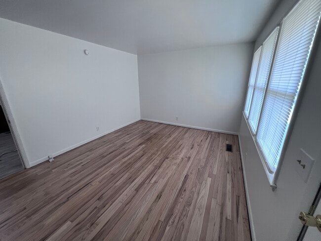 Building Photo - 134 Campbell Pl