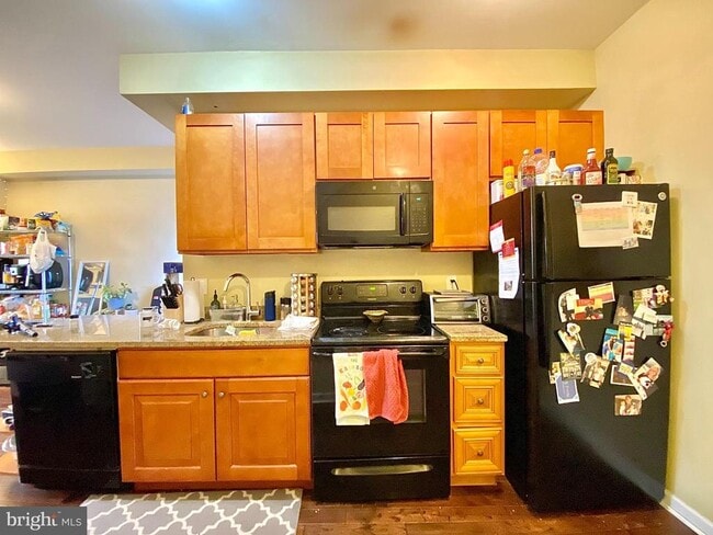 Building Photo - 1618 Page St