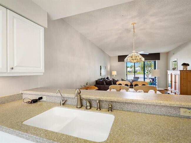 Building Photo - 6673 Drewrys Bluff
