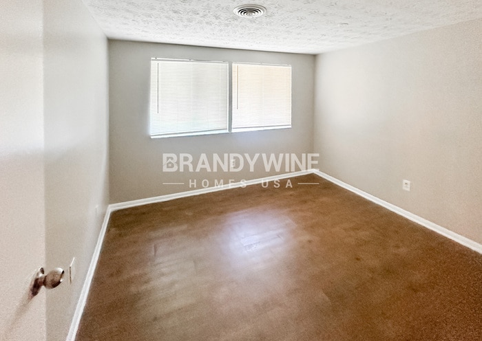 Building Photo - 3005 Forestside Ln