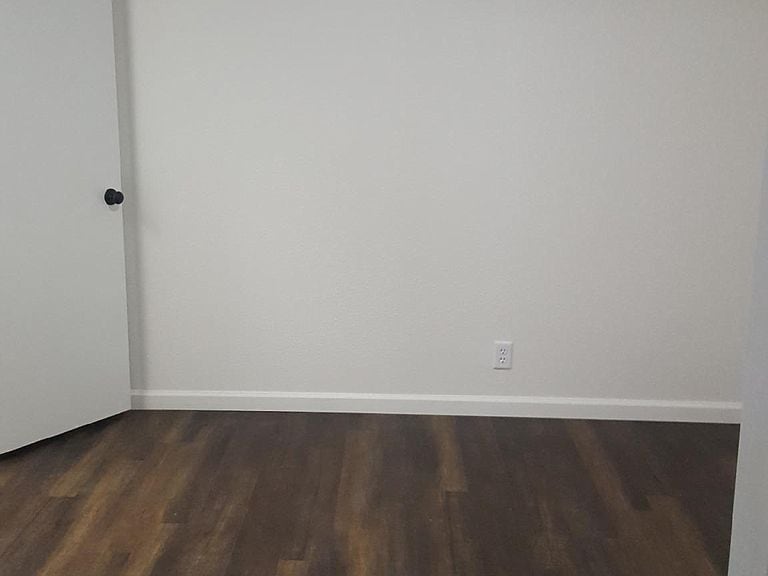 Bedroom - 1324 2nd St