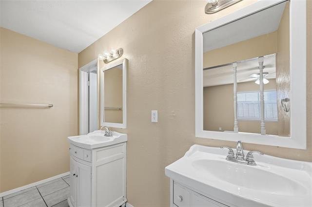 Building Photo - 512 White Oak St