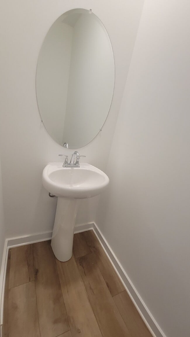 Building Photo - Section 8 Welcome!! "Chic Comfort Awaits: 3-Bedroom Haven with Granite Elegance in Huntsville"