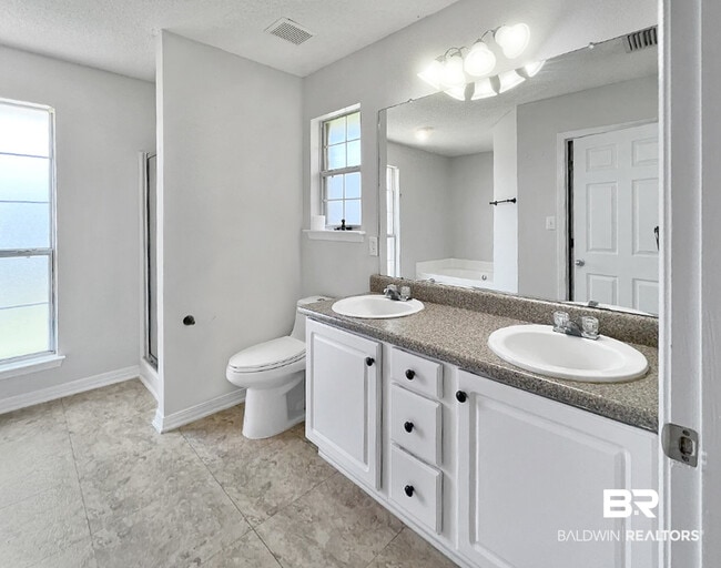 Building Photo - 154 Cypress Ln