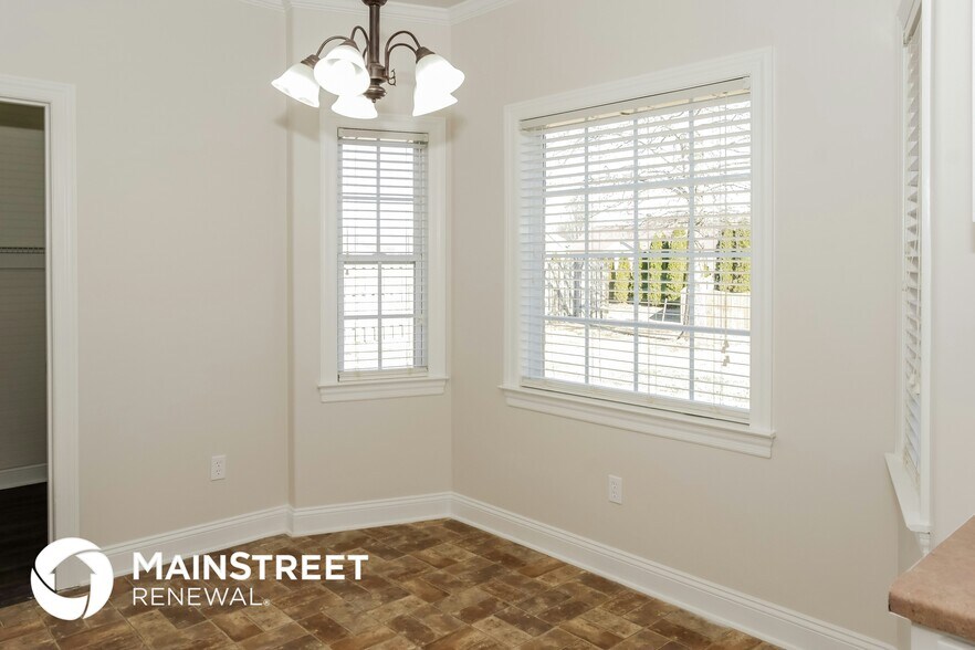 Building Photo - 115 Chapel Creek Dr