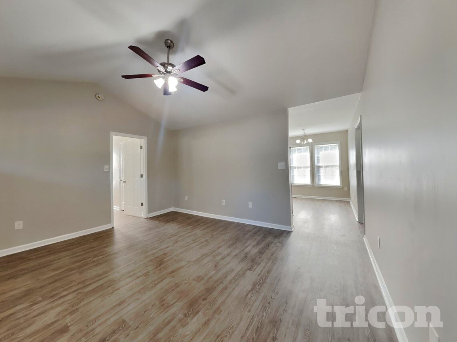 Building Photo - 500 Sunray Dr