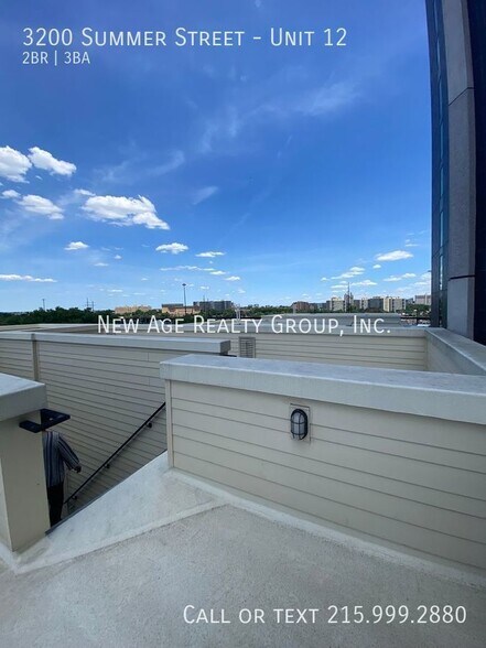 Building Photo - 3200 Summer St