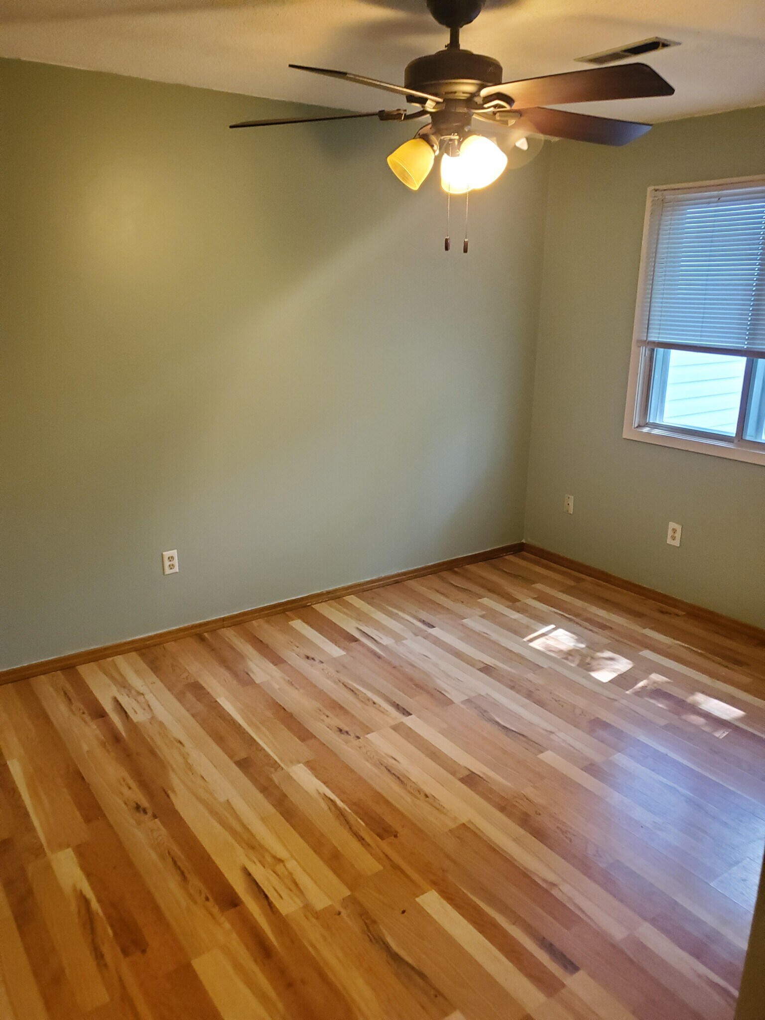 Building Photo - 902 Wescott Trl