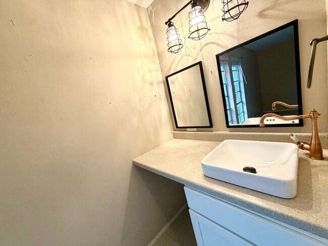 Building Photo - Modern Medical Center Gem with Stylish Upgrades & Private Patio Living