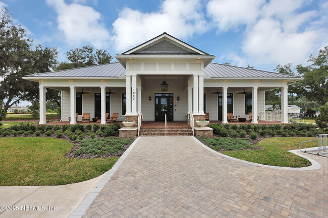 Building Photo - 87 Red Barn Rd
