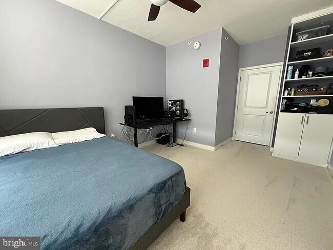 Building Photo - 155 Potomac Passage
