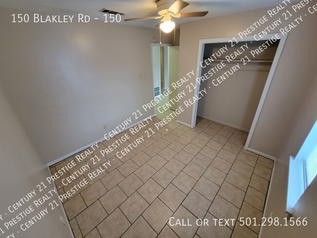 Building Photo - 150 Blakley Rd-150