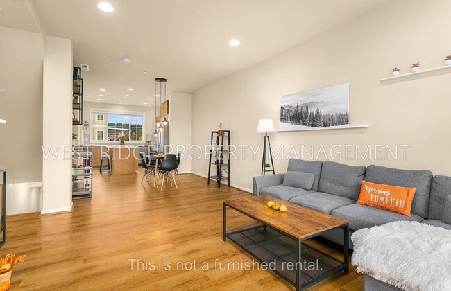 Building Photo - 13319 SW 169th Ave
