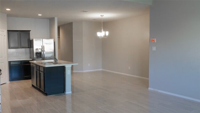 Building Photo - 6139 Purple Iris St