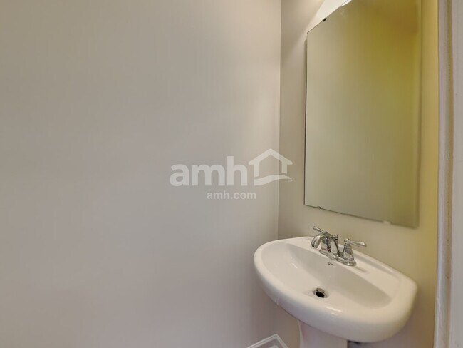 Building Photo - 4314 Tealeaf Dr