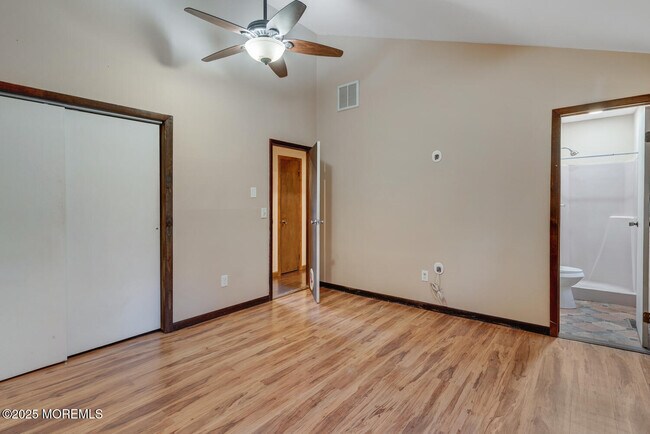 Building Photo - 257 Frog Pond Rd