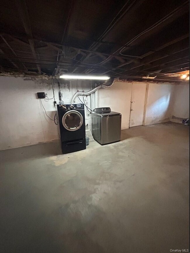 Building Photo - 7 Grange St