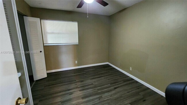 Building Photo - 2700 Coral Springs Dr