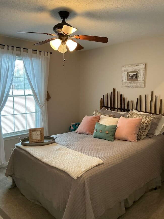 Building Photo - 2157 Watertown Pl