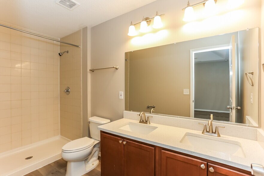 Building Photo - 3801 Ellaville Ct