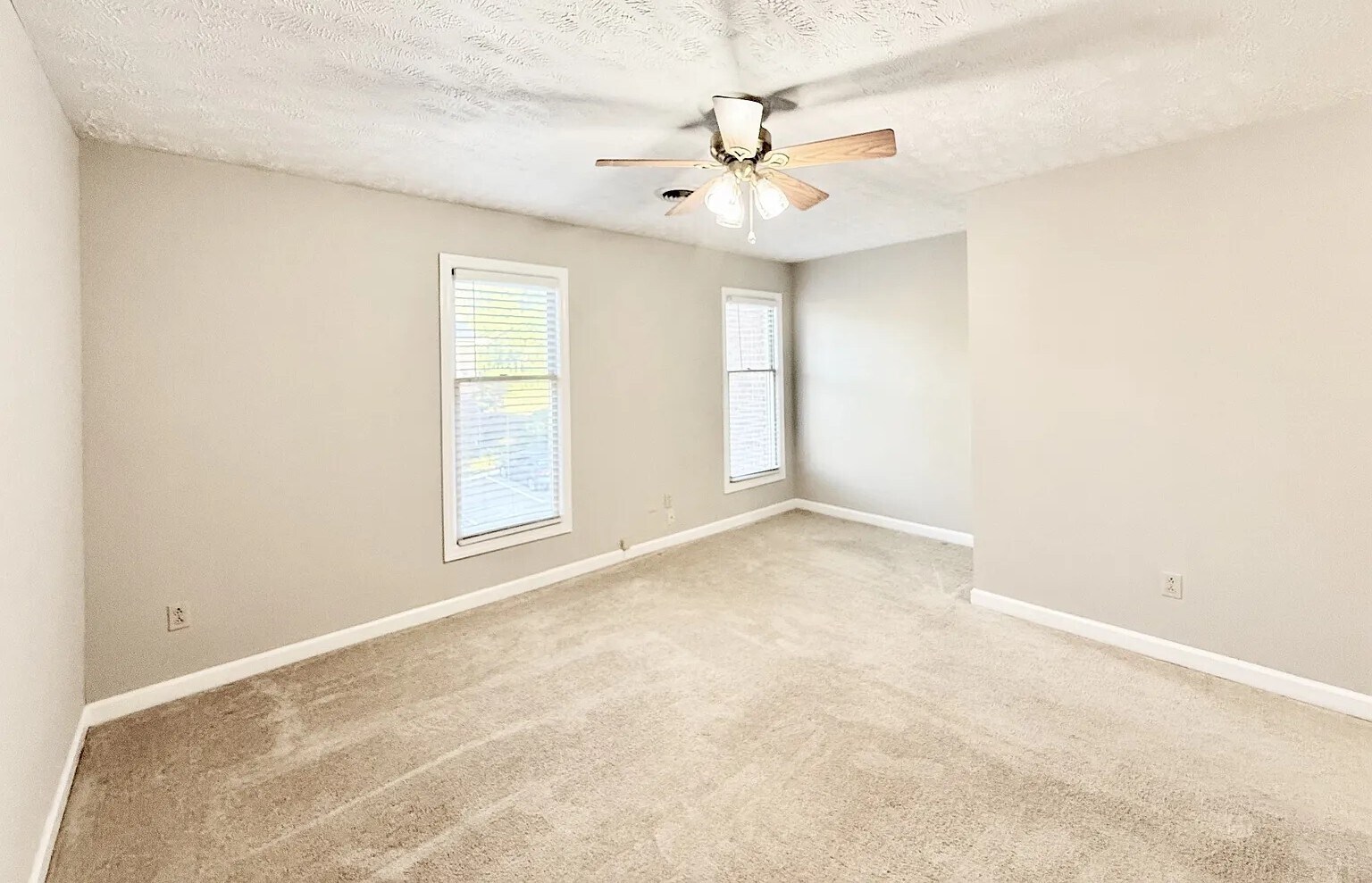 Building Photo - 4013 Heather Ct