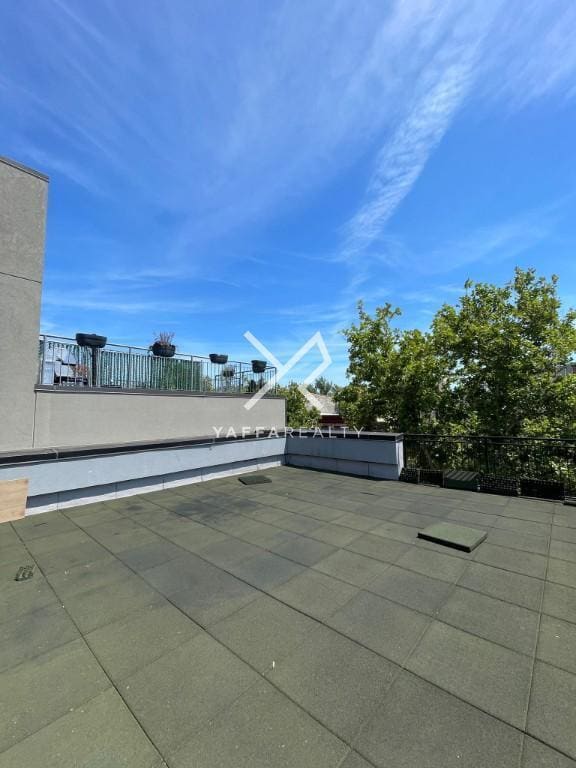 Building Photo - 2 bedroom in BROOKLYN NY 11221