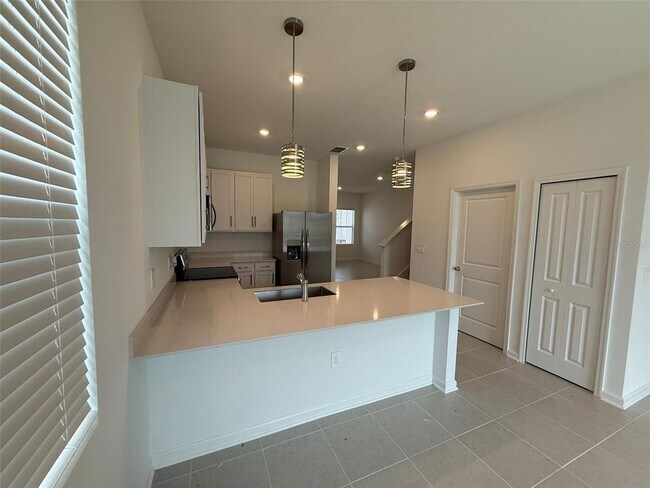 Building Photo - 2691 Skyline Lp
