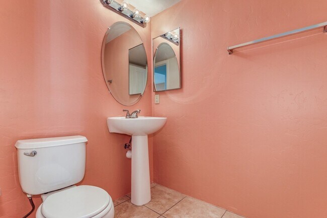 Building Photo - Modern 3BR/2.5BA Tucson Home with Private Balcony, Fenced Yard & 2-Car Garage