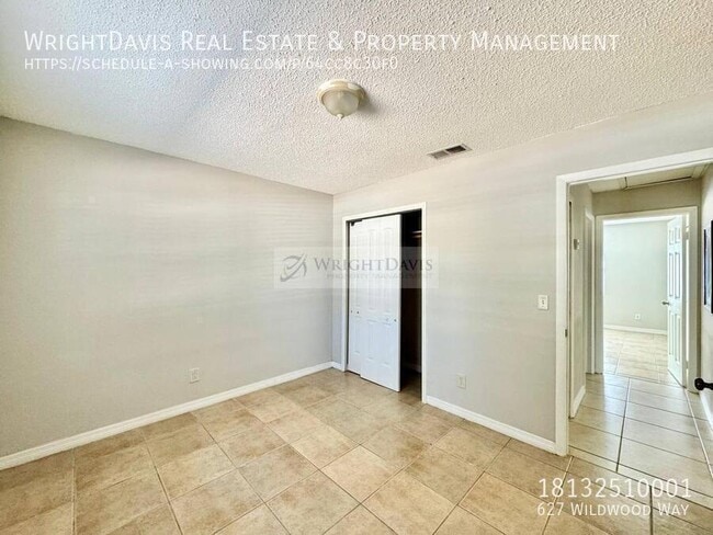 Building Photo - 627 Wildwood Way