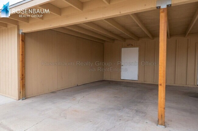 Building Photo - 322 S Allen