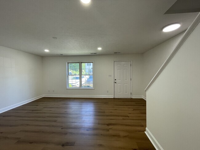 Building Photo - 3600 Old Forest Rd