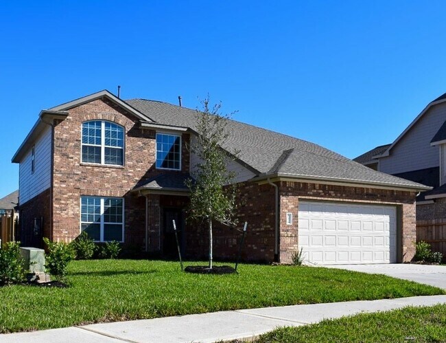Building Photo - 29438 Westhope Dr