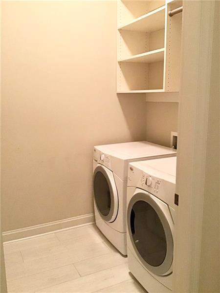 Building Photo - 3621 Vinings Slope SE